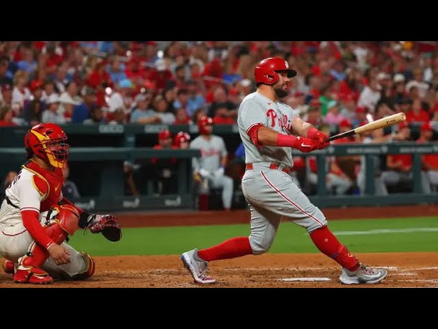 Albert Pujols Upsets Kyle Schwarber in Home Run Derby - Fastball