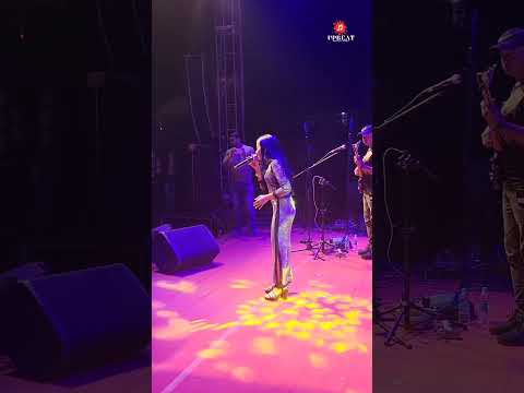 Ranita Banarjee Piya Bawri Livestageperformance Upbeat Music Livemusic Live