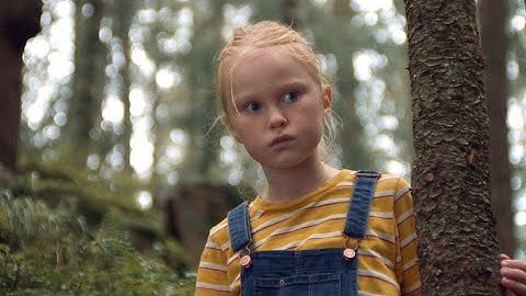 親の目の届かない森でサイキックバトルが始まる／映画『イノセンツ』本編映像