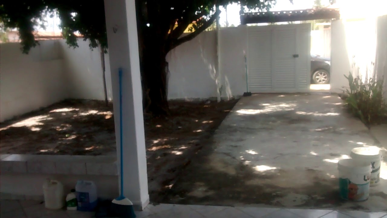 Casa a venda na praia de Lucena-PB