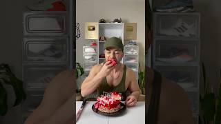 How to eat cake. #dontwaste #food #asmr
