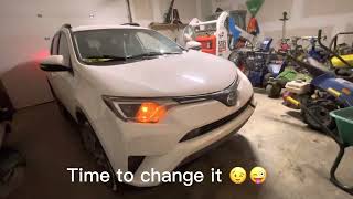 How to replace Headlight bulb Toyota Rav4 2017(#diy, do it yourself)