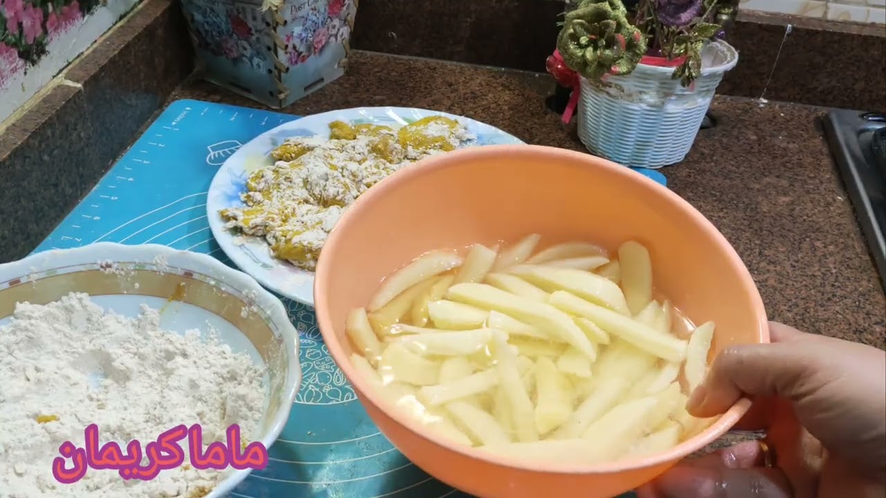 تعالو نعمل مع بعض استربس  وبطاطس محمره بطريقه سهله وبسيطه