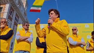 Agricoltori in piazza a Bari: protesta sul lungomare contro la crisi del settore