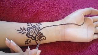 نقش حناء جميل جداً علي كف اليد ?||Very beautiful henna mehndi deaign for hands
