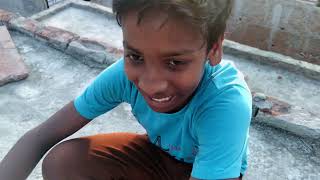 Aaj bhai Patang udai apni chhat per