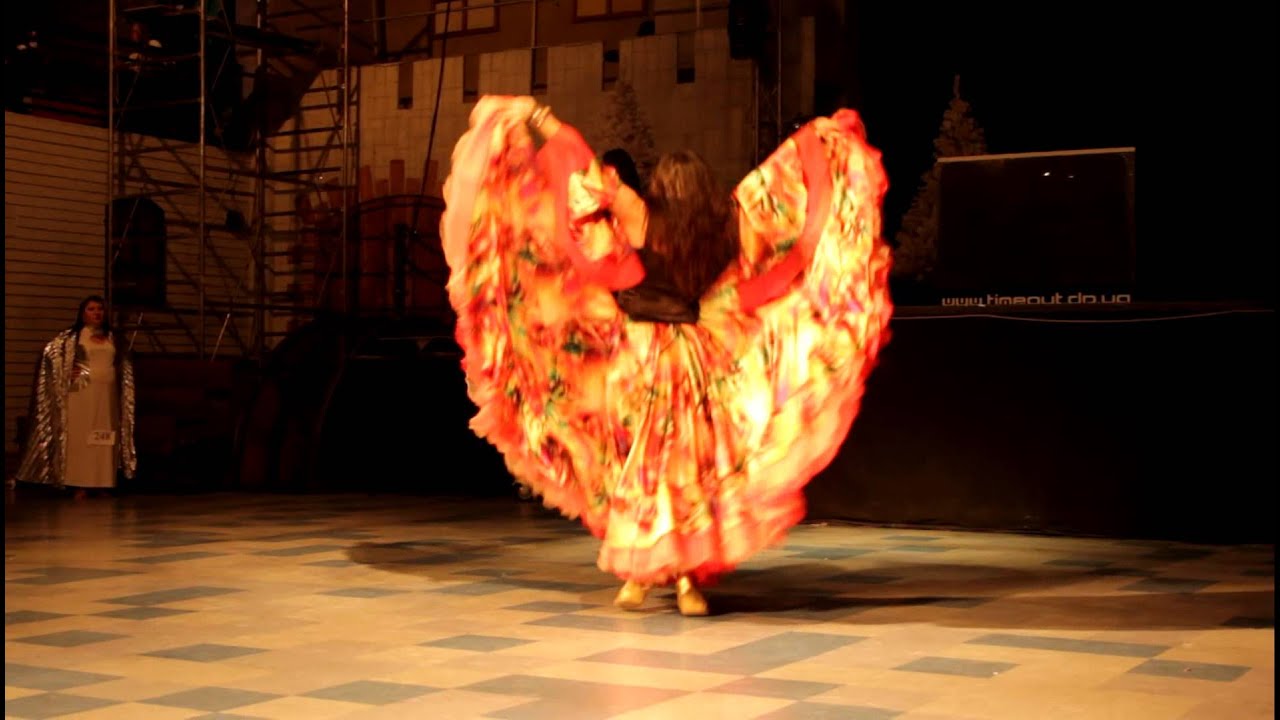 Цыганский танец.Зоя Гелевачук