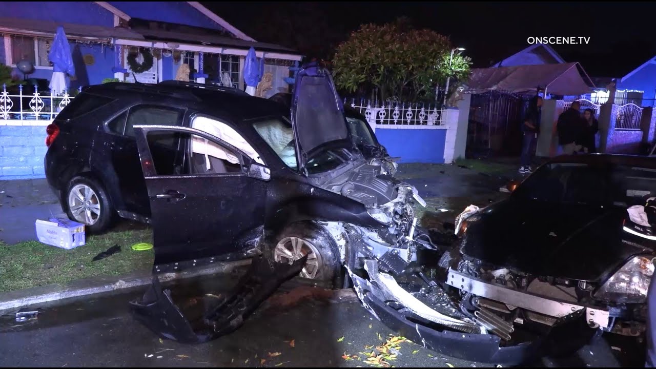 DUI Driver Slams Into Parked Vehicles | San Diego - YouTube