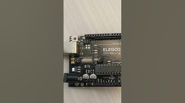 programming a blinking light on an Arduino uno