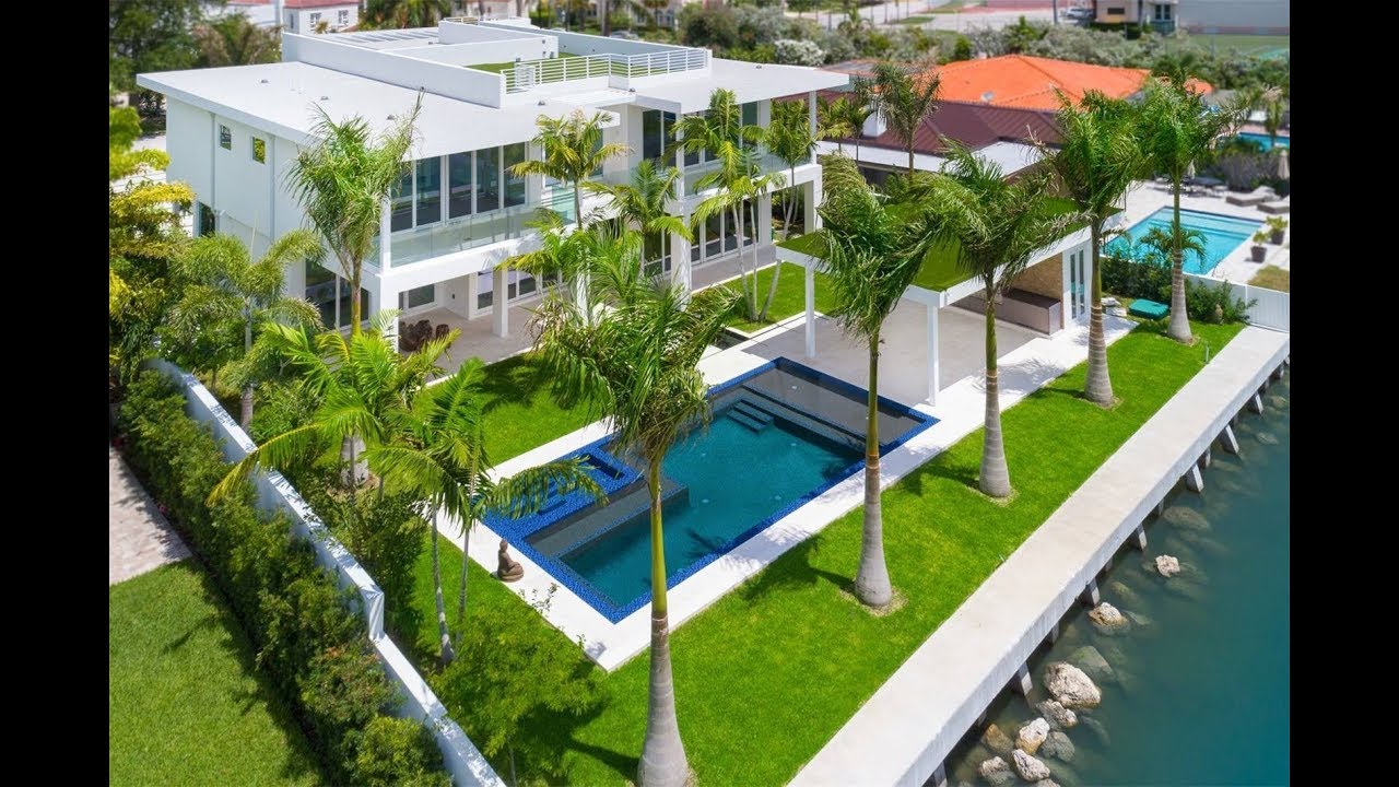 Contemporary Mansion In Miami Beach Florida Sotheby S Mansion In Miami Beach Florida