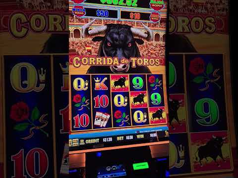 Enorme cortina de humo durante el incendio en un casino de Culiacán #sinaloa #culiacan #deculiacan