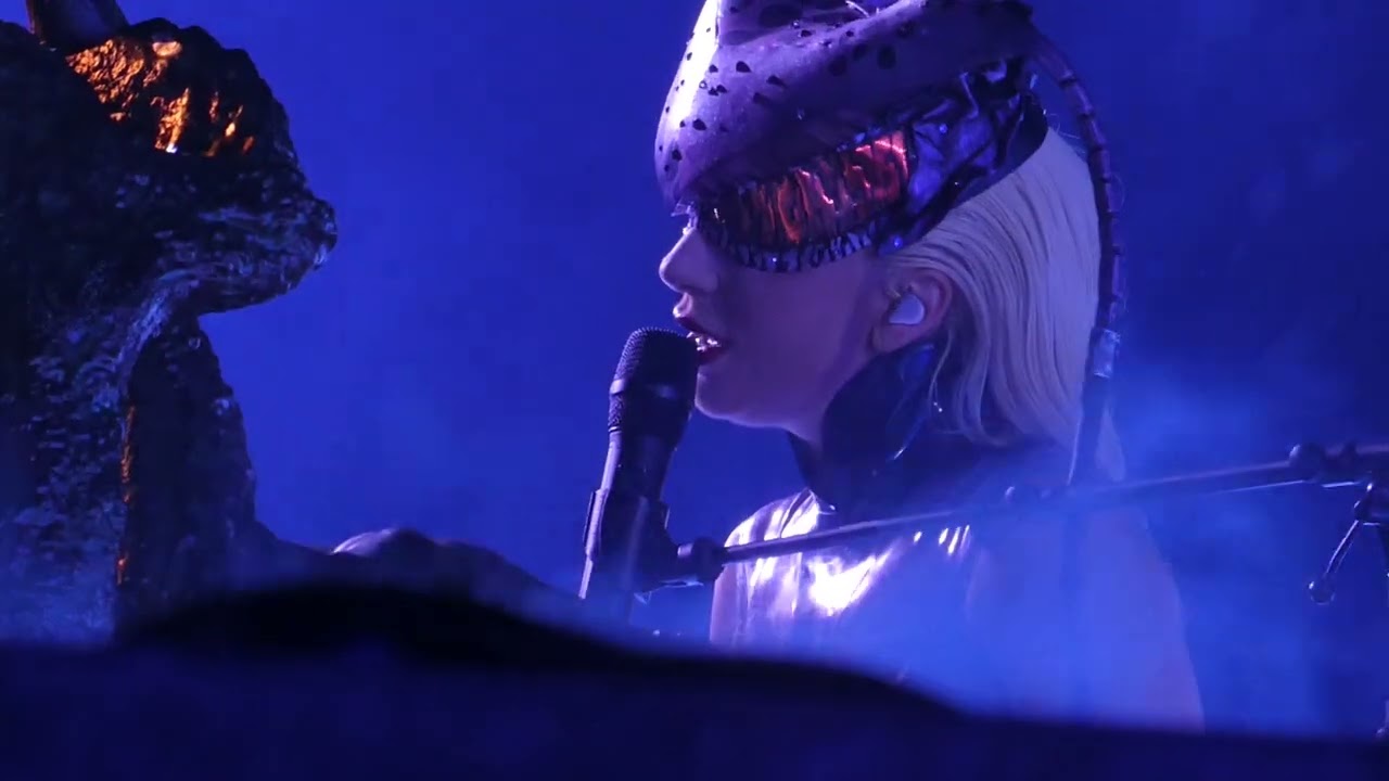 "Shallow" Lady GagaHersheypark PA Stadium 8/28/22 YouTube