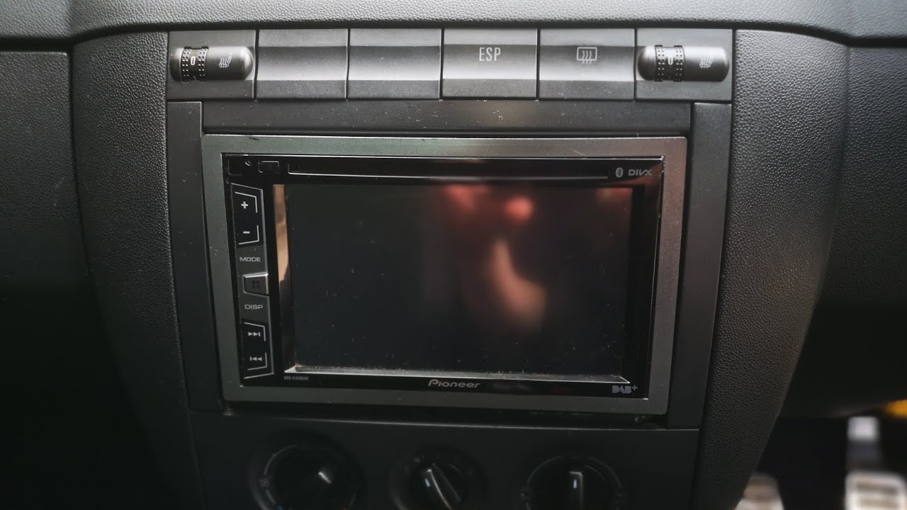 Skoda Fabia double din stereo installation - YouTube