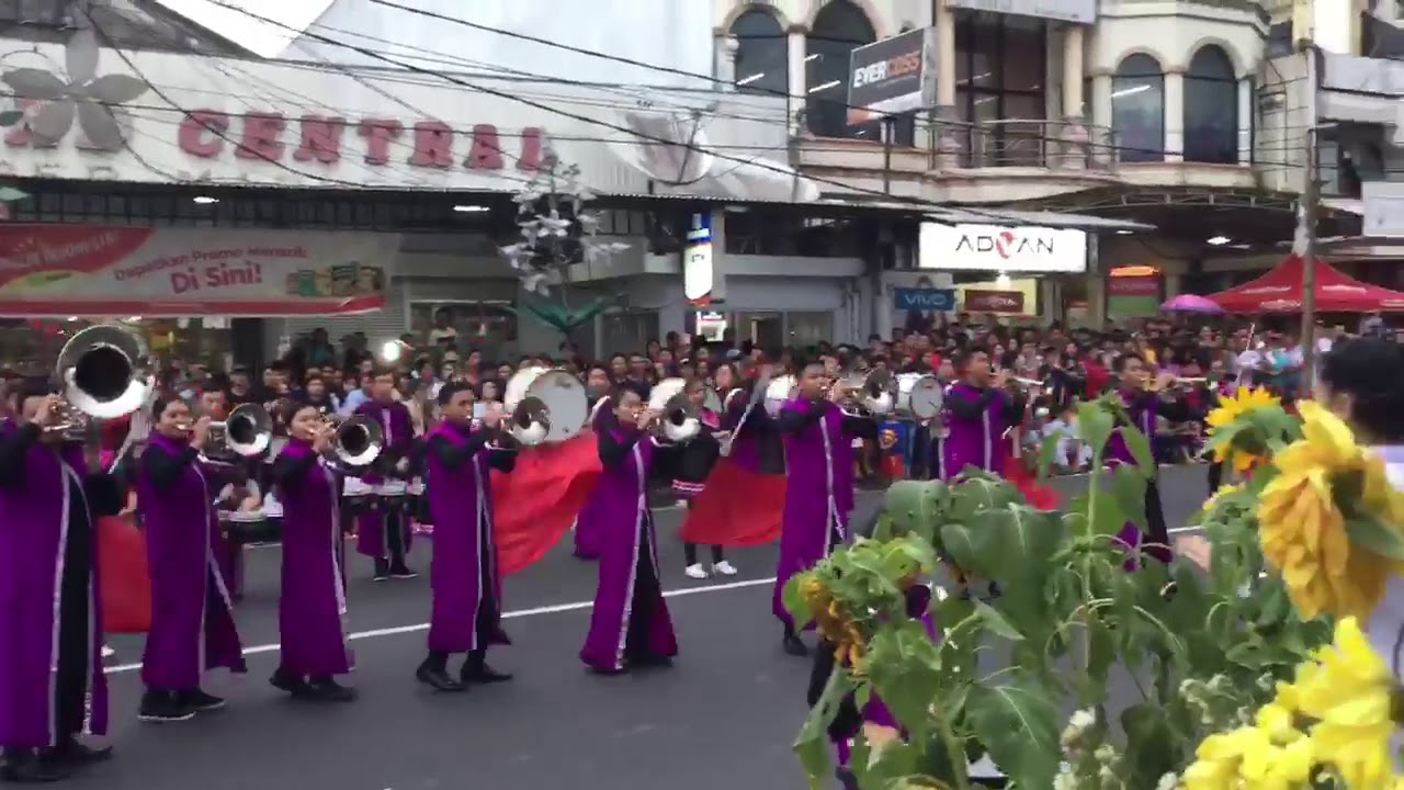SMK KRISTEN 2 TOMOHON HARDIKNAS 2018 - YouTube