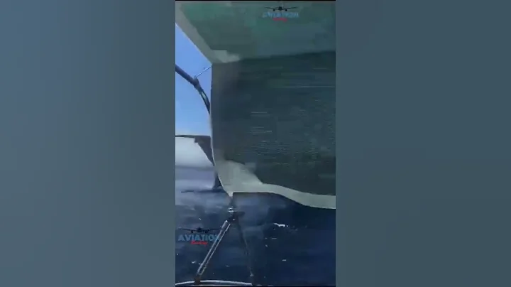 This is crazy 😱✈️ What are your thoughts?