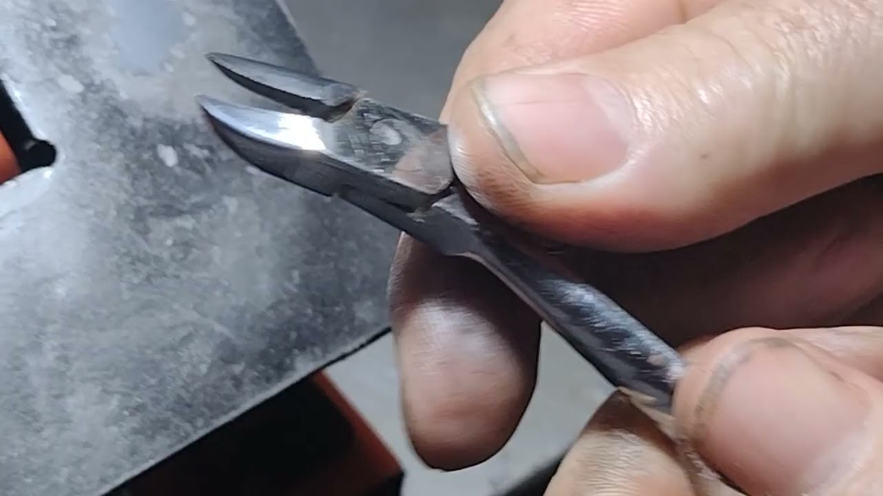 Dica para afiar alicates de cortar unha.
