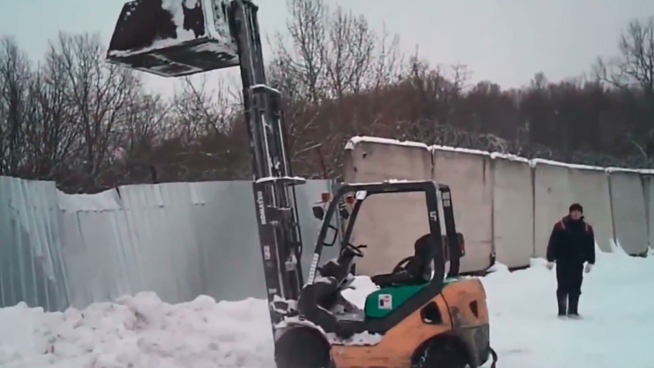 Forklift accidents.. during unsafe work..... YouTube