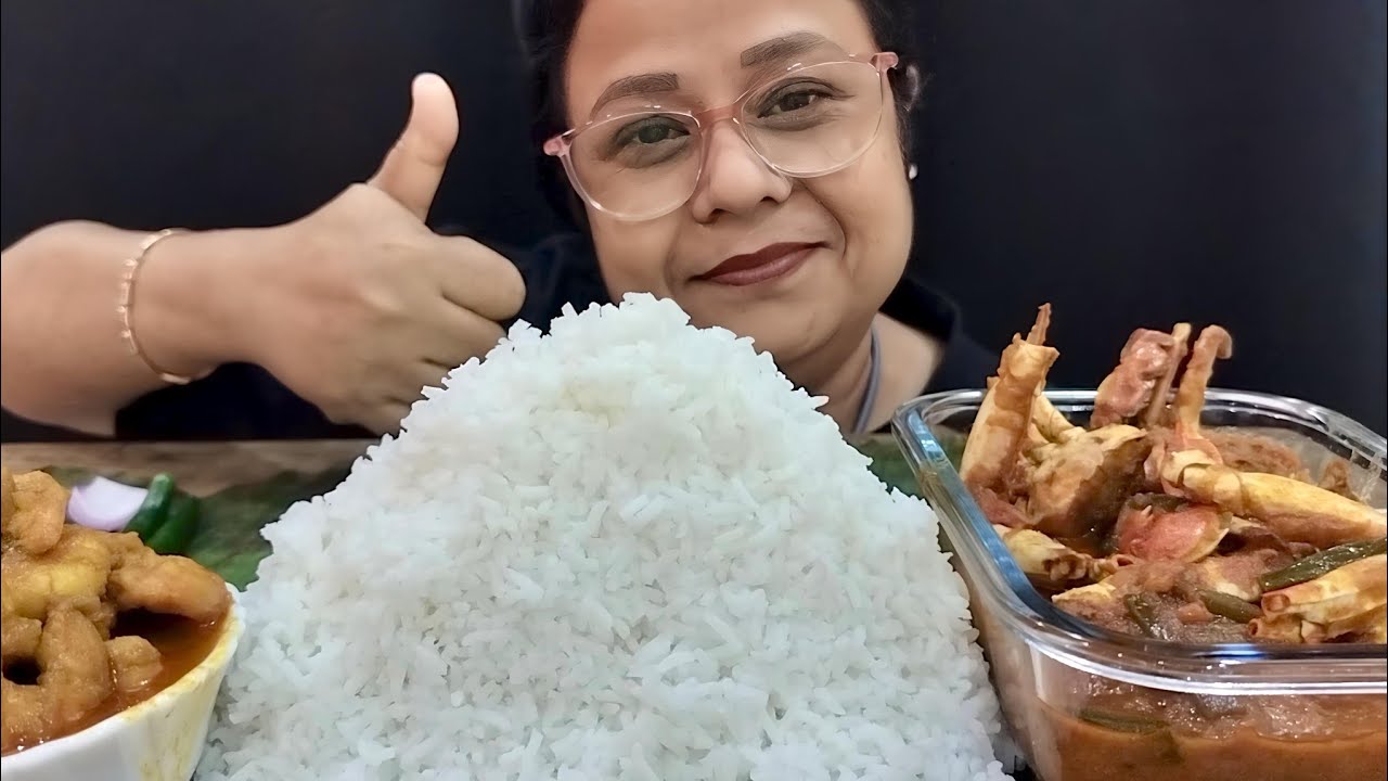 Sea fish thaali, prawns and crab masala with huge rice