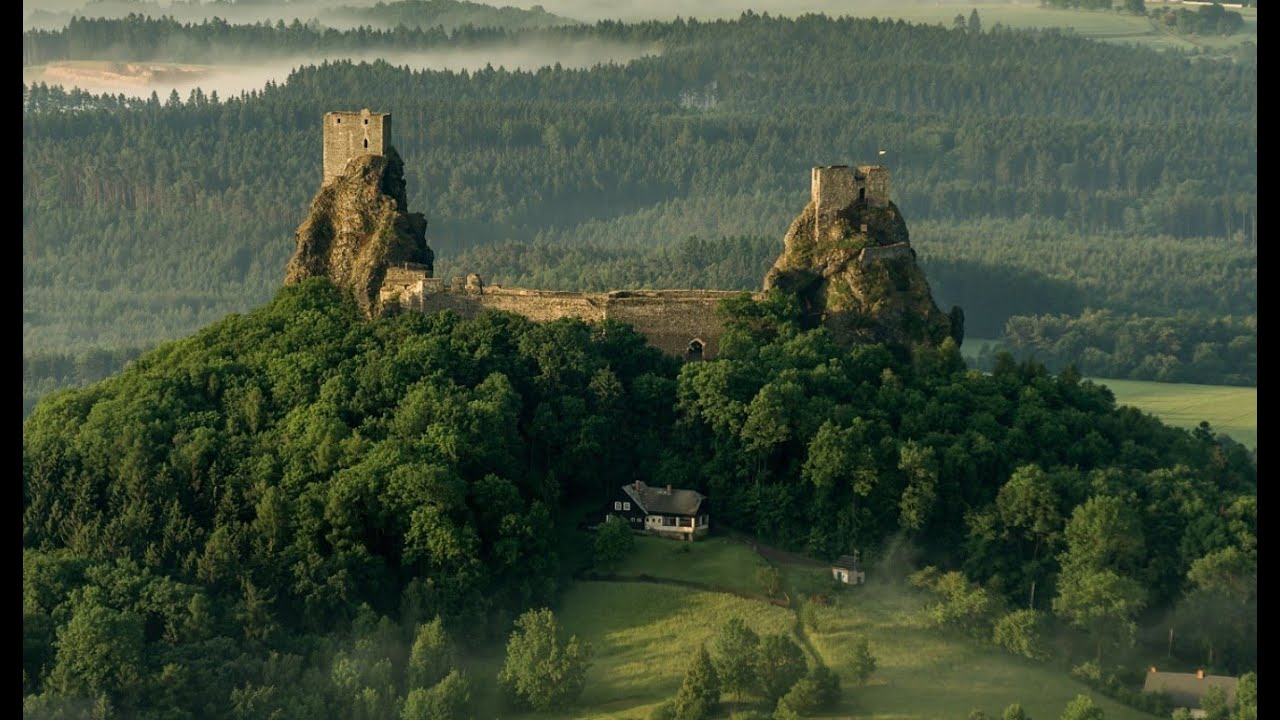 Hrad Trosky 4K - Exploration of the 650-year-old Castle (Castle Trosky)