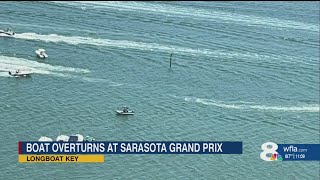 7 rescued after boat overturns during Sarasota Powerboat Grand Prix screenshot 5