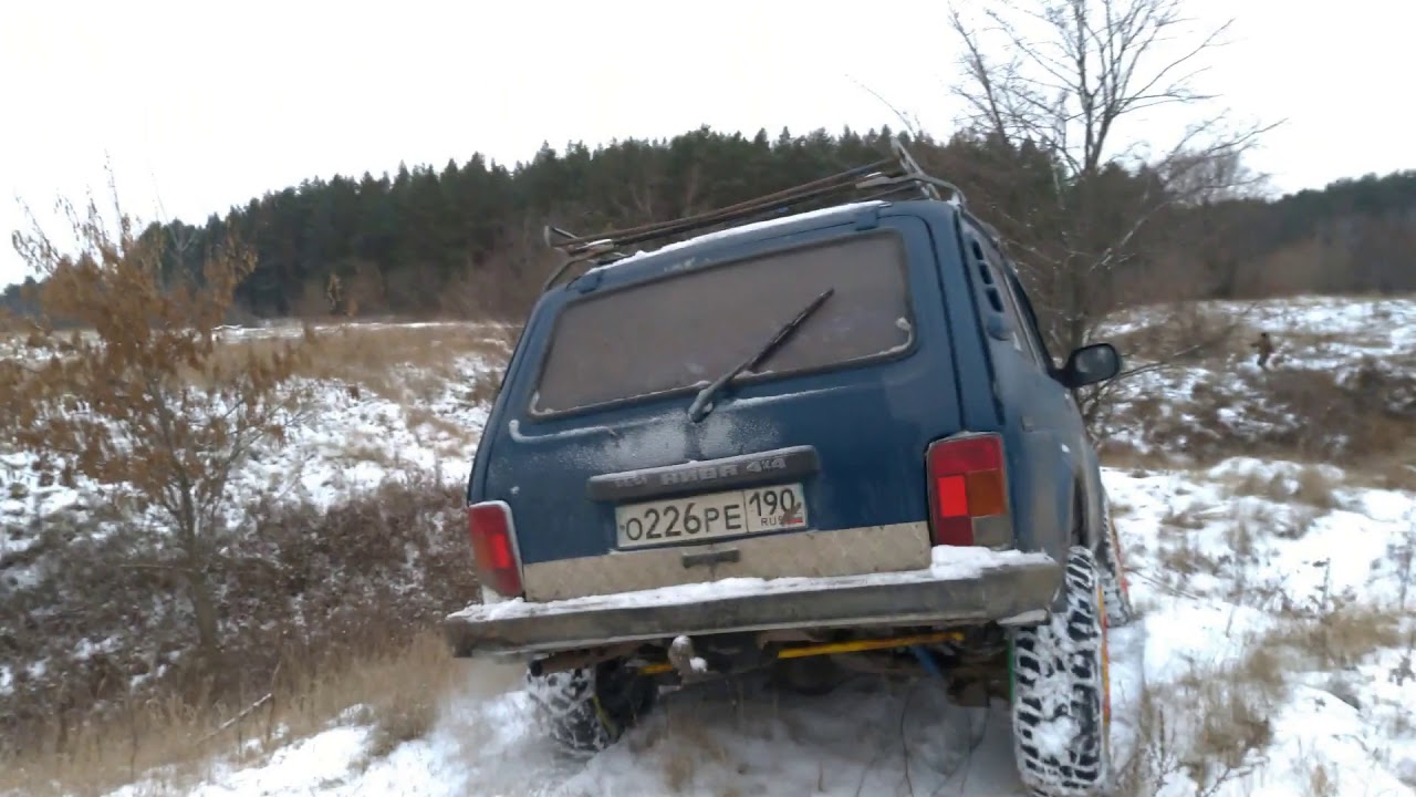 3Д нива на BFGoodrich Mud Terrain T/A с цепями.