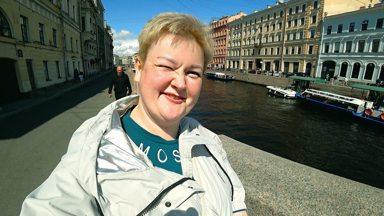 ХАЛЯВУ мы любим) Выползли на Дворцовую площадь и попали в ГУЩУ СОБЫТИЙ ...