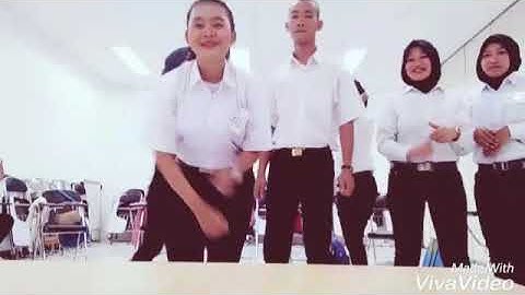 kariawan alfamart goyang turun naik