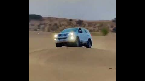 Fortuner Offroad Stunt In Desert #shorts #fortuner #offroad #status #stunt #desert