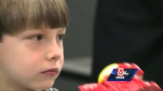 3D printer changing life of boy born without fingers