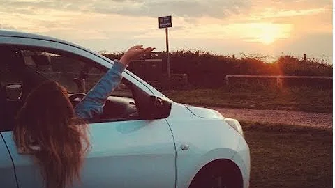 Sarah Doyle - Change Your Mind (Official Music Vid...