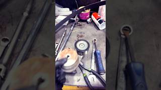 Tensioner and belt #R&R #dieselmechanic #dieseltrucks #truck