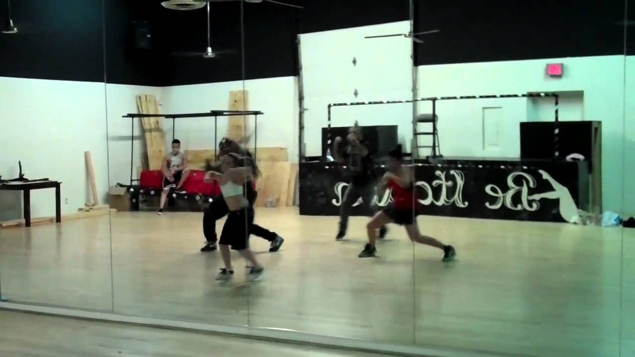 Amy Magsam dancing in Mario Velez's advanced Hip Hop class a
