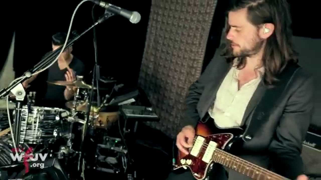 Mumford & Sons On Plugging In And Turning Up - NPR