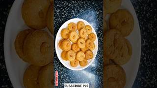 ਆਟੇ ਦੀਆਂ ਮੱਠੀਆਂ ਬਣਾਉਣ ਦਾ ਨਵਾਂ ਤਰੀਕਾ#viral #viralshorts #trending #trendingshorts #youtubeshorts