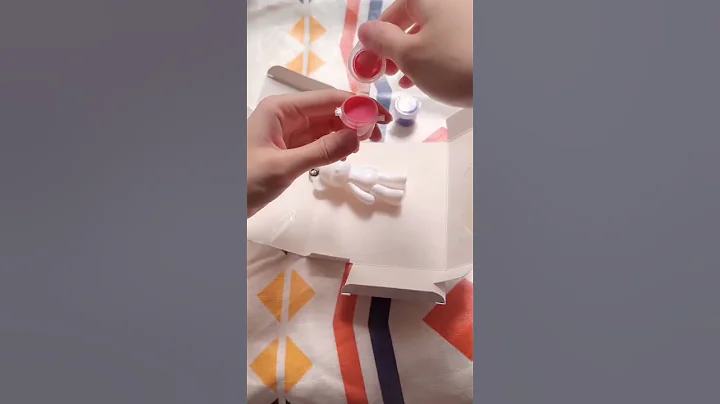 Lily美术课不画画-如何做出好看的艺术流体熊？(part1) IG:art.life_lily25 - 天天要闻