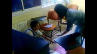 Alacrán en el aula 4! FCC♥