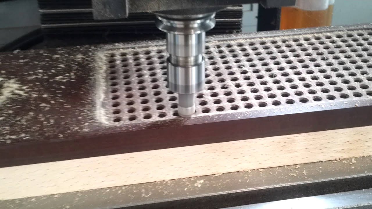 CHAUVIN: Centre d'usinage SIEG iKX3