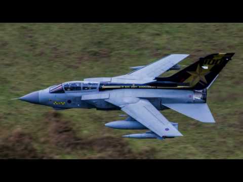 2 Tornados low level through the Machloop