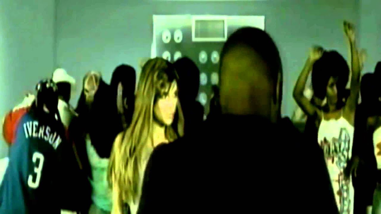 Zion & Lennox - Y Vas Caminando (Vídeo Official) [Clásico Reggaetonero]