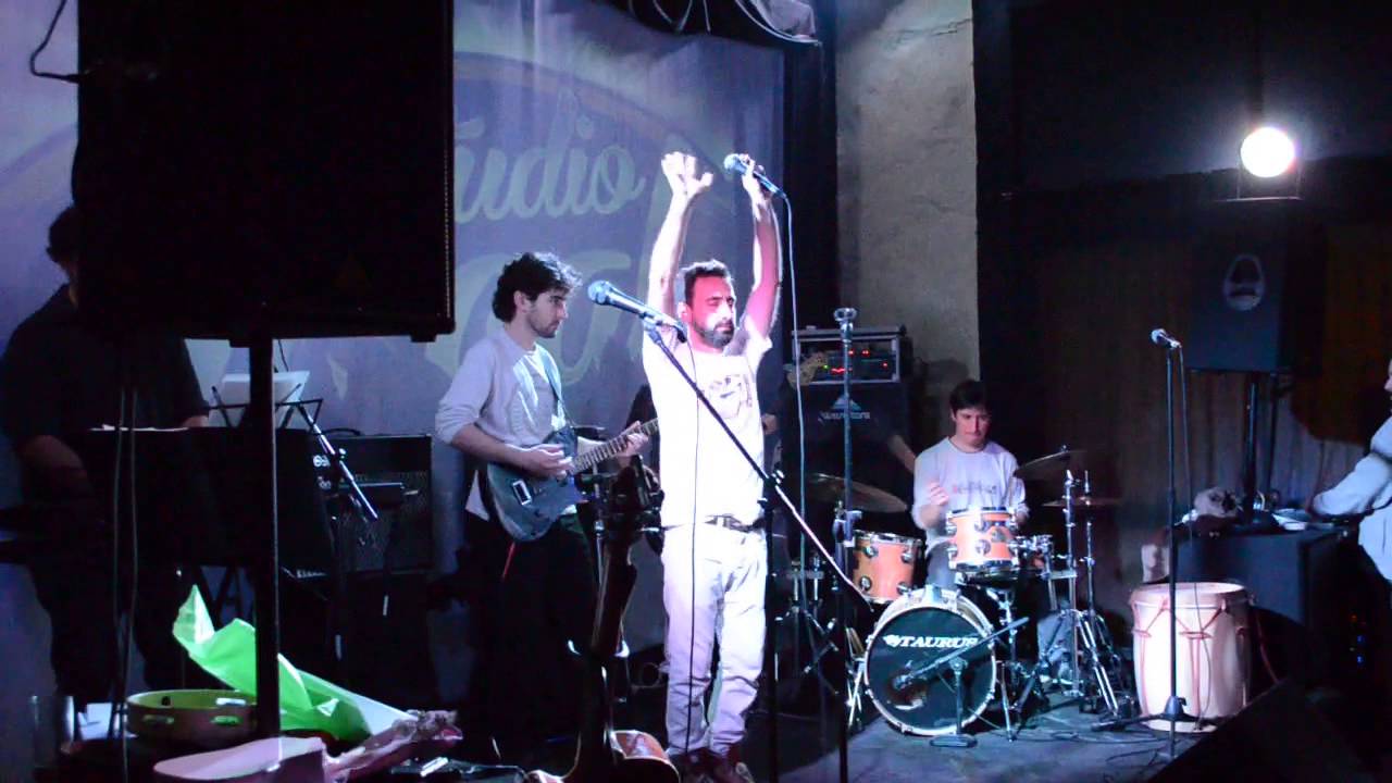 Mauricio Oromez Tumbas de la Gloria Cover Muestra de Canto de su