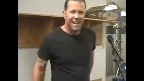 JAMES HETFIELD SPEELT BAD SEED EN PRAAT OVER LOAD EN RELOAD HERINNERINGEN - ZELDZAME VIDEO #SHORTS