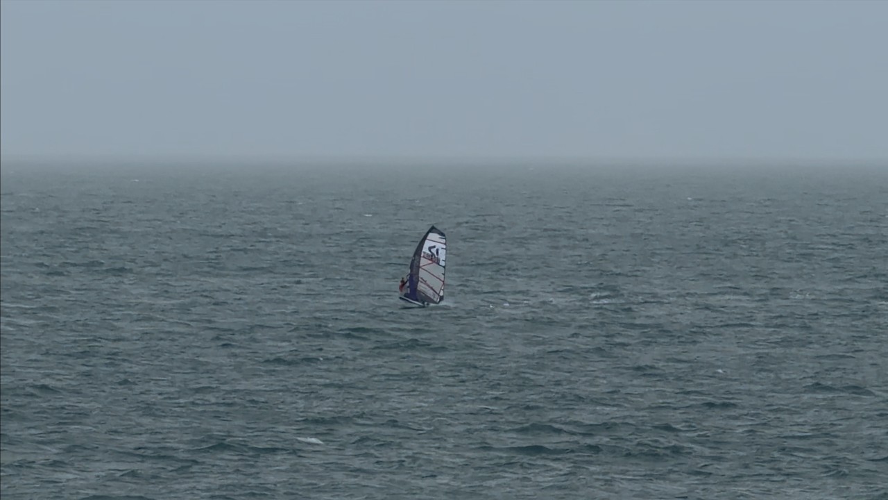 Catching the wind at the seaside | #windsurfing sea big