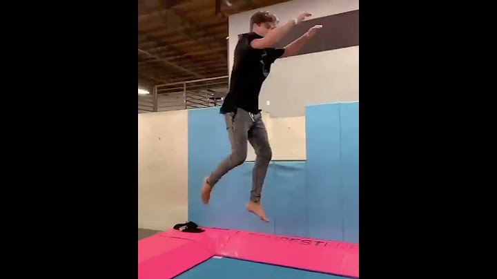 😱😨😱Back Breaking Flip On Trampoline - Backflip Fail - Backflip Fails - #Shorts