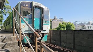 JR高徳線1500形気動車 栗林公園北口駅発車/到着シーン