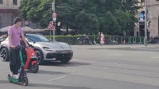 Hi Leute habe für euch den Ferrari Purosangue gefilmt