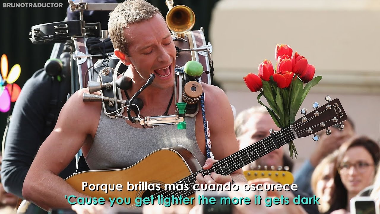 Coldplay - A Sky Full Of Stars // Lyrics + Español // Video Official