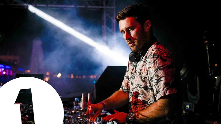 Danny Howard live at Caf Mambo for Radio 1 in Ibiz...