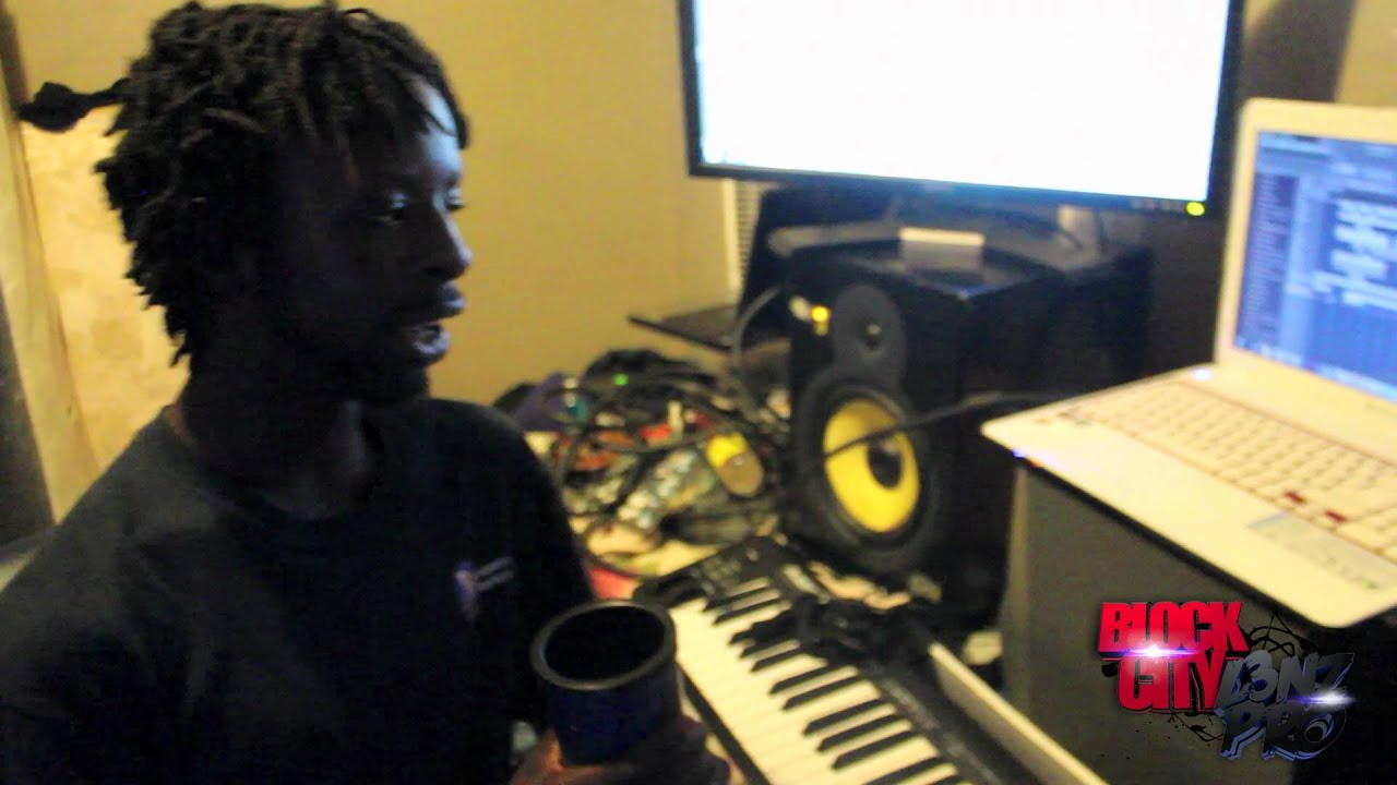 THIRST PRODUCTION MAKING A TRAP BEAT  PGKD
