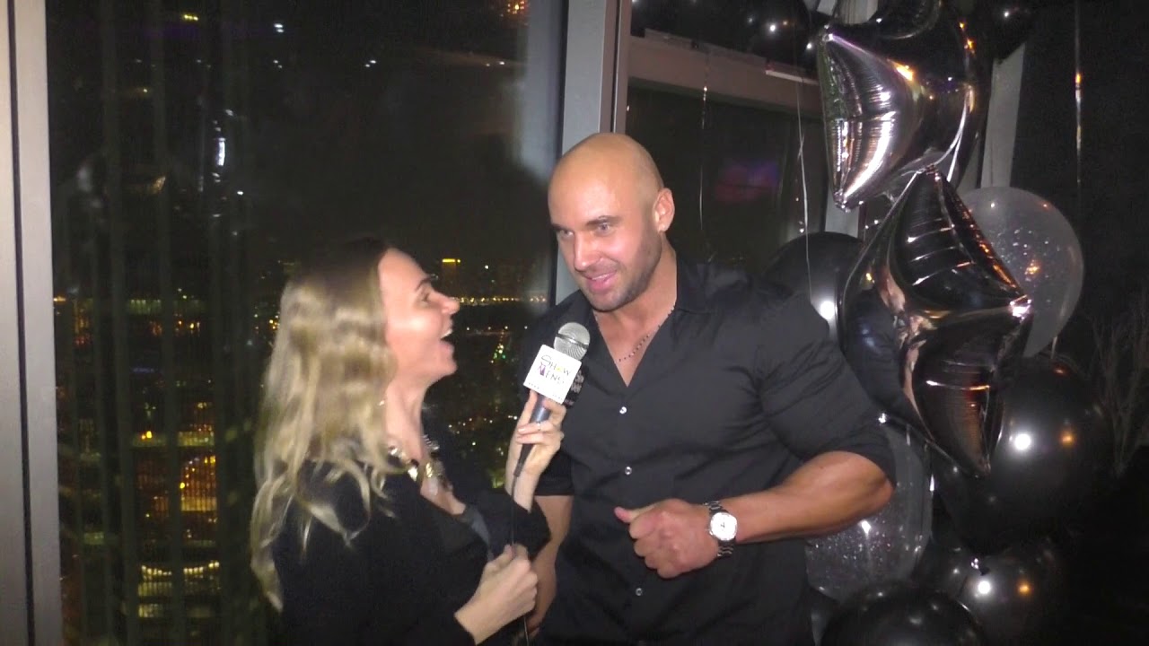 Канал #showmens - Александр Сабанин Москва-Сити Татьяна Пучкова - YouTube