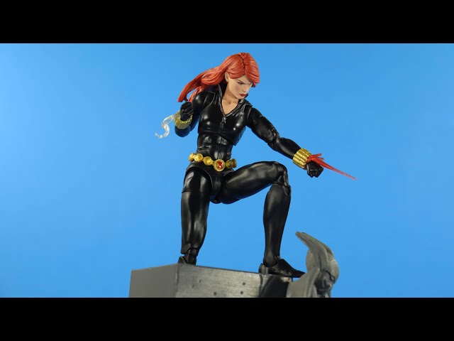 MARVEL LEGENDS BLACK WIDOW DELUXE AVENGERS: EARTH'S MIGHTIEST